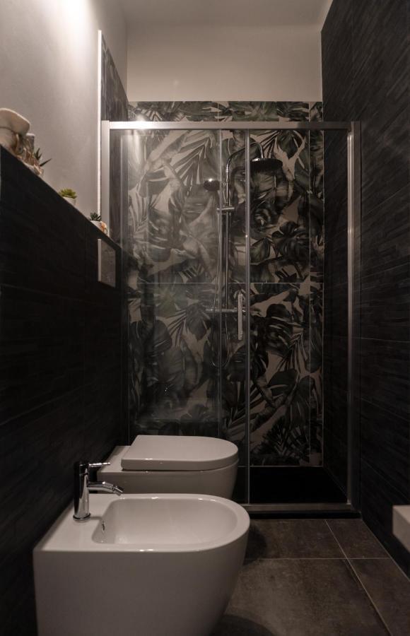 4 Balconi Rooms-Elements B&B Лечче Экстерьер фото
